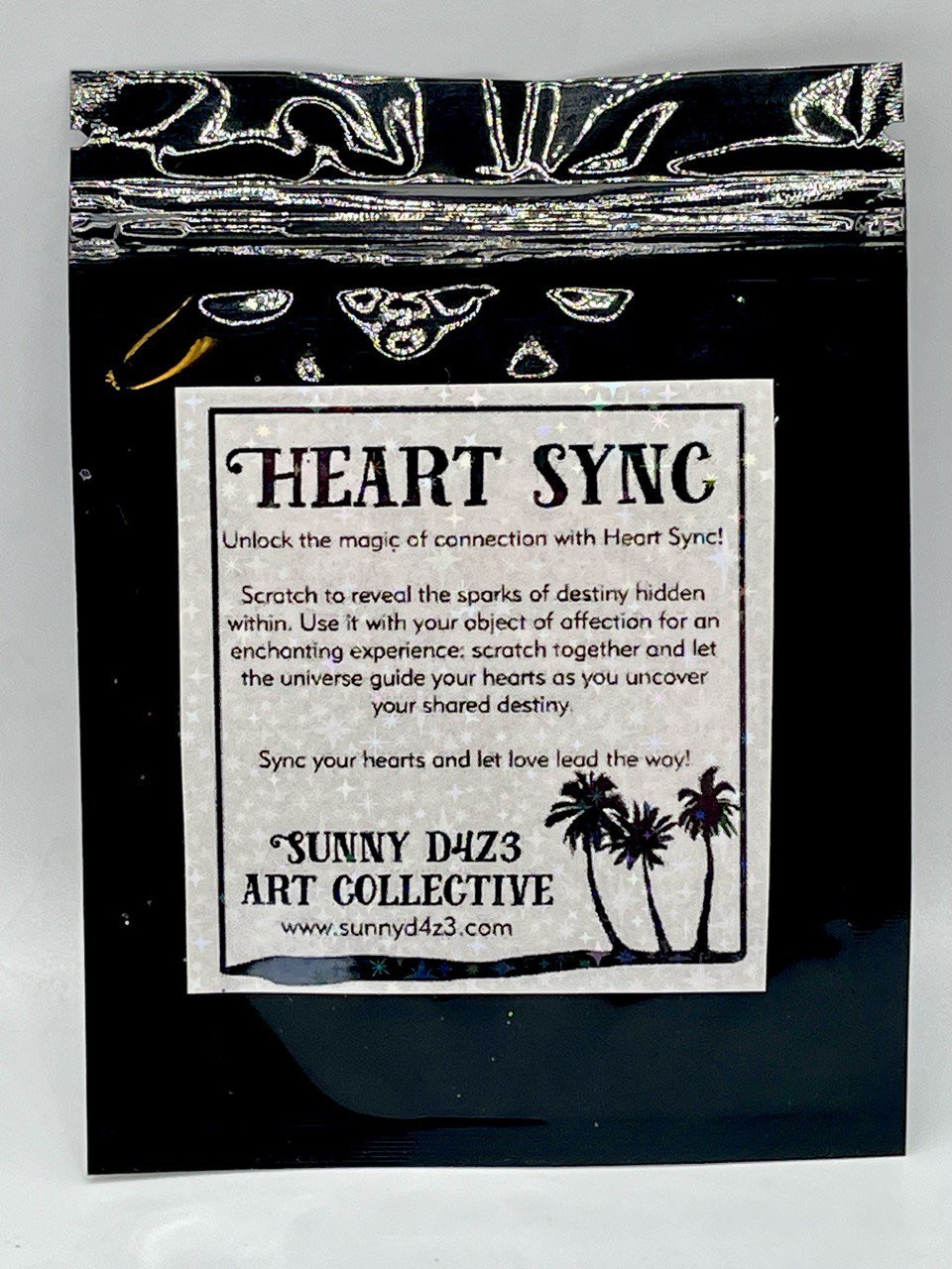 scratchers - heart sync attraction scratch off - 2 card pack - sunny d4z3 art collective